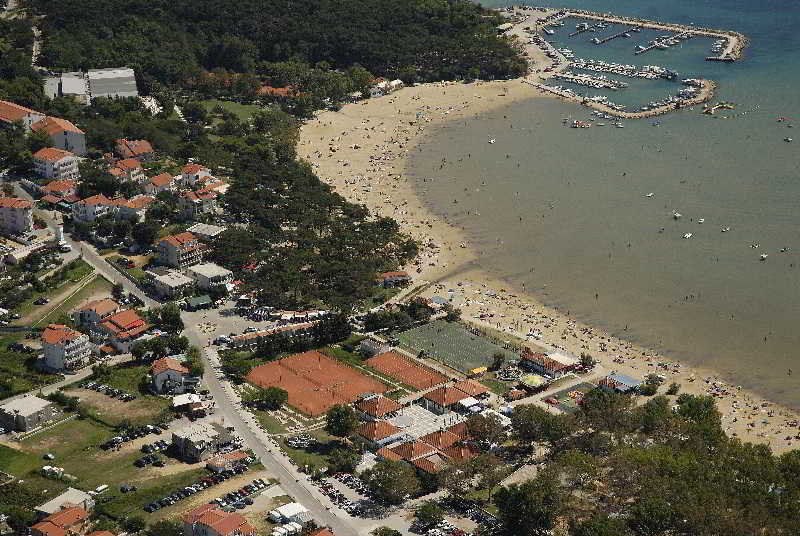 Hotel Residence Ac San Marino Lopar Bagian luar foto